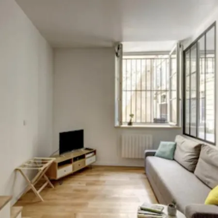 Charmant Studio Loft Au Coeur De Bordeaux Exterior photo